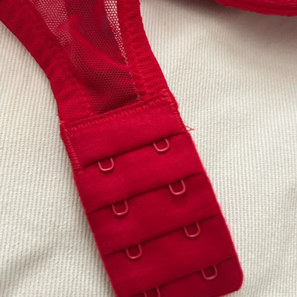 VS Bombshell Push-Up Bra in Red lace with Rhinestone shine straps.